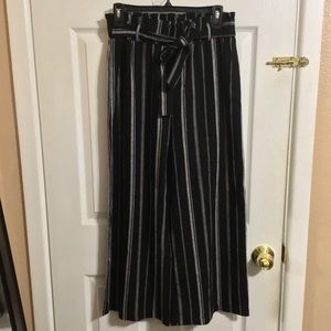 NWT Ambiance Apparel culotte pants